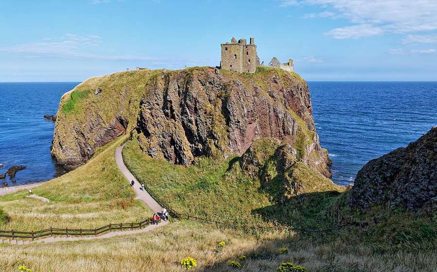 Dunnottar Castle ruins on a sea stack south of Stonehaven (representative photo)
